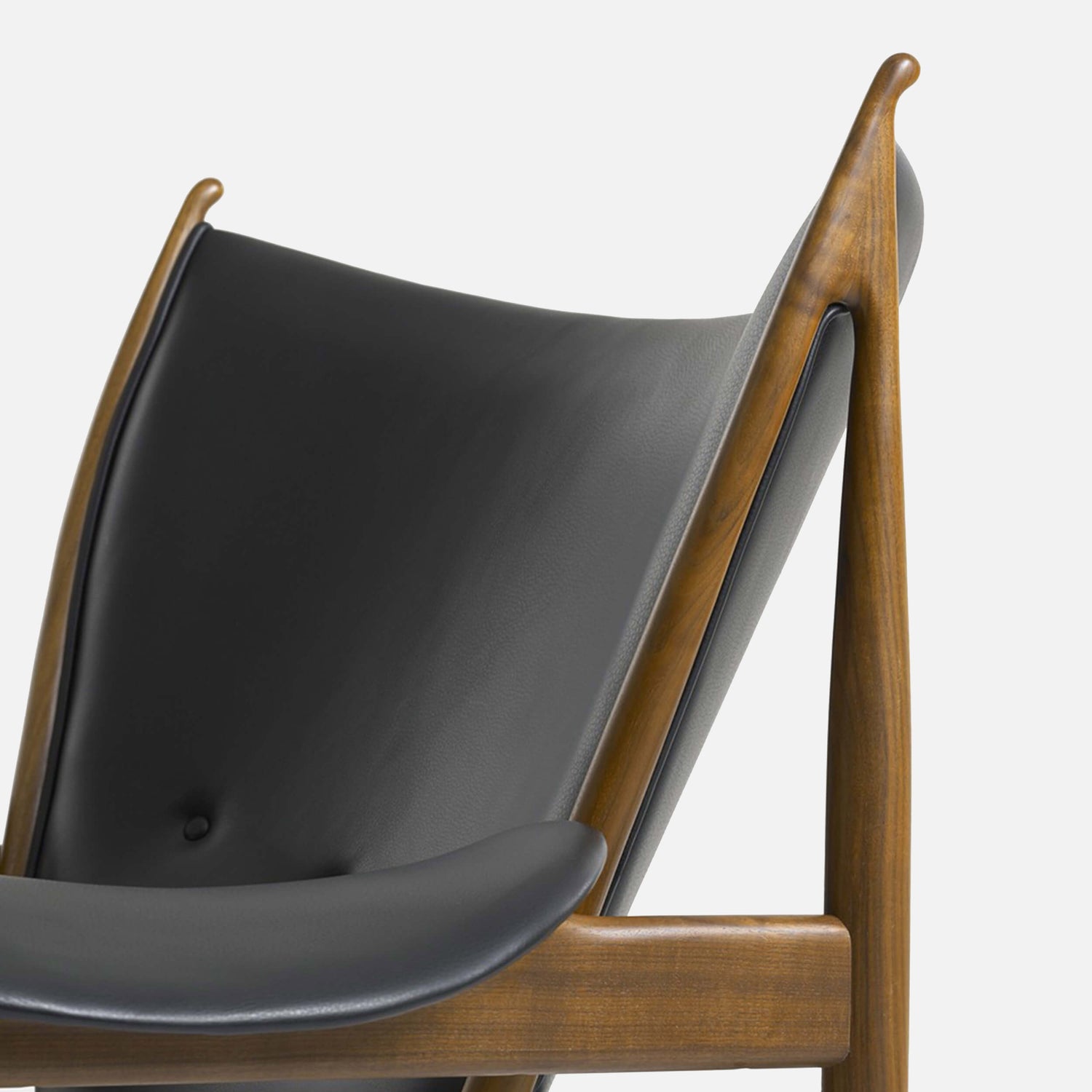 product-color-Chieftain Chair