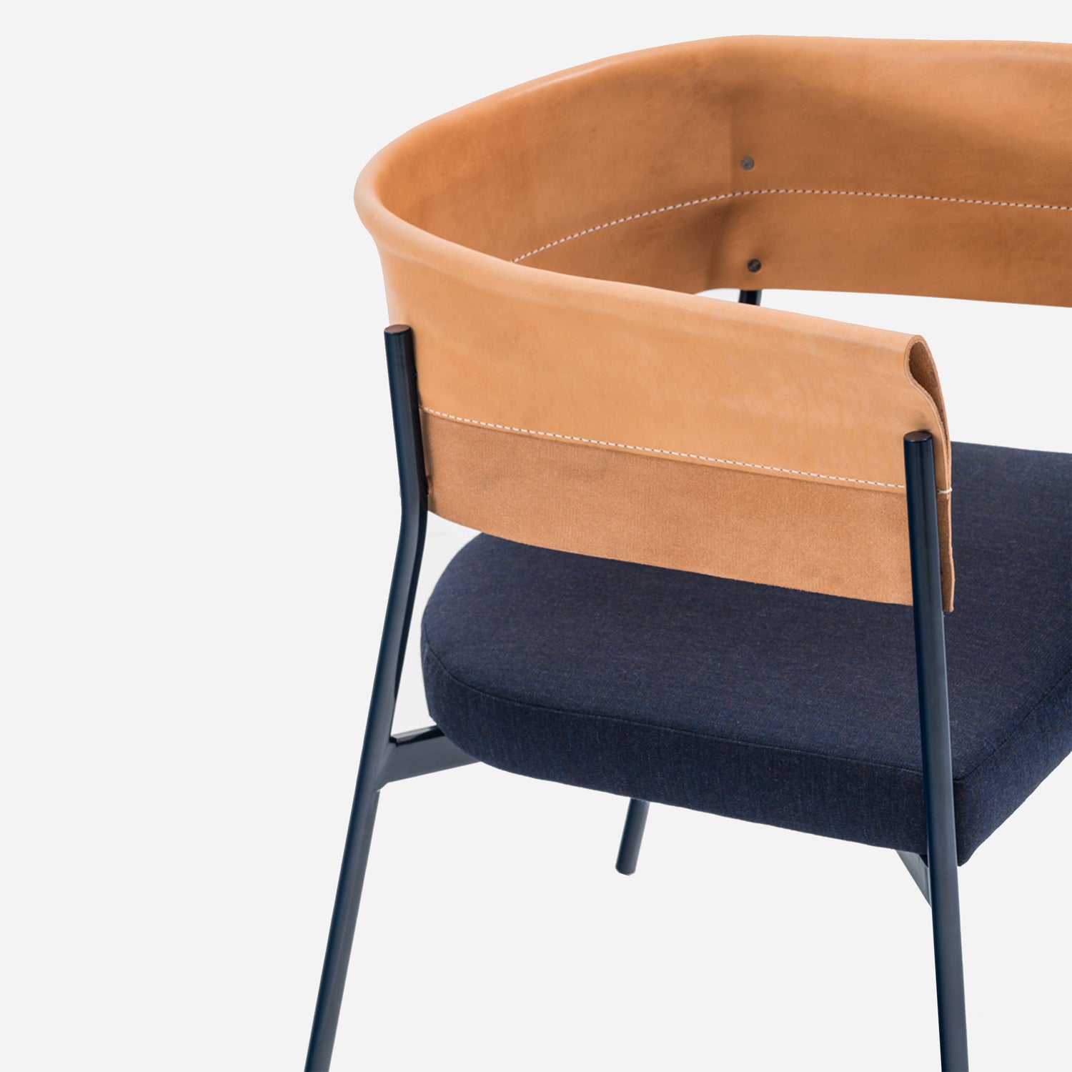 product-color-Struttura Blu/Pelle Naturale/Kvadrat Canvas Blu, Blue Structure/Natural Leather/Blue Kvadrat Canvas