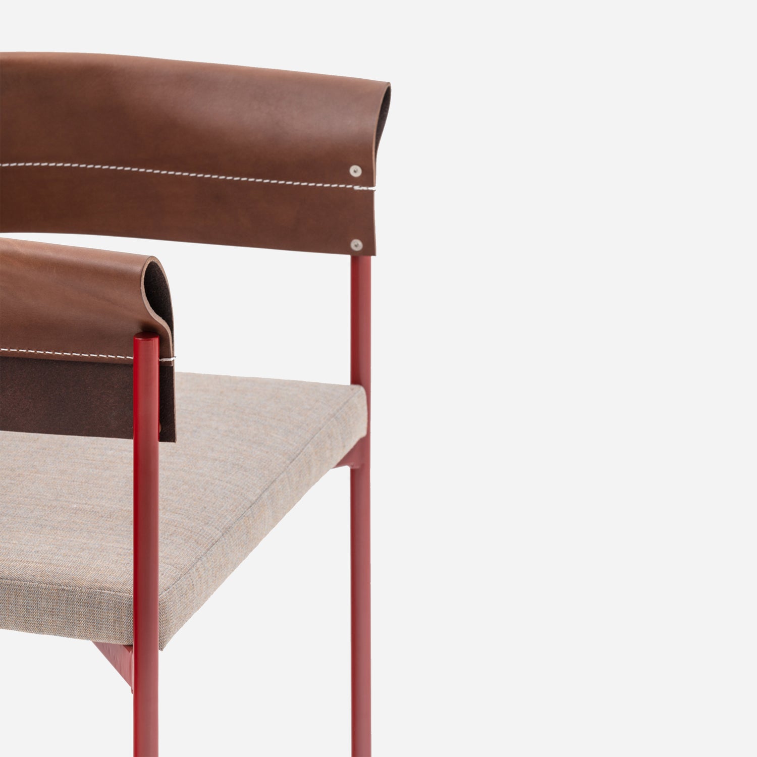 product-color-Struttura Rossa/Pelle Avana/Kvadrat Canvas Beige, Red Structure/Havana Leather/Beige Kvadrat Canvas