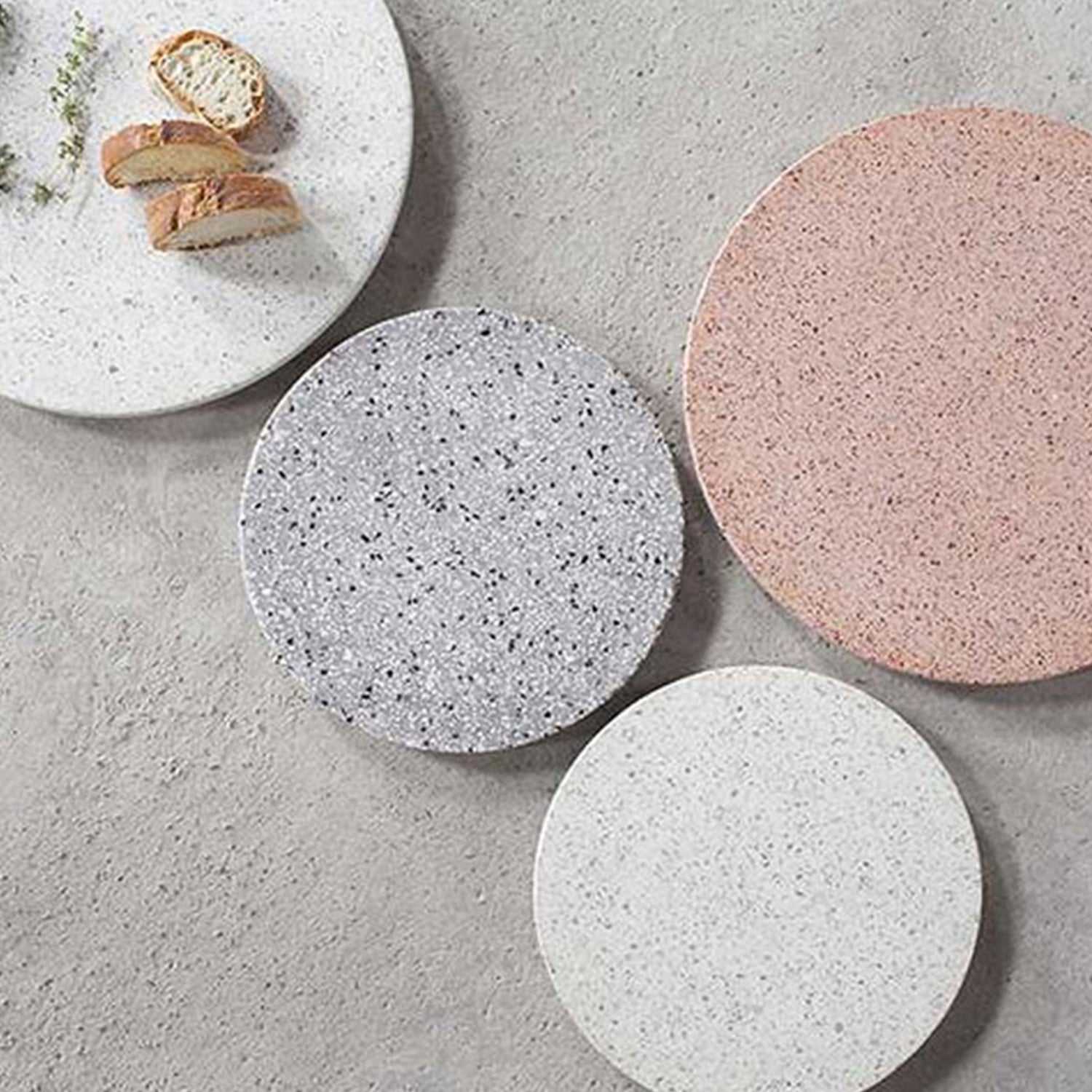 product-color-Terrazzo Tray Round M