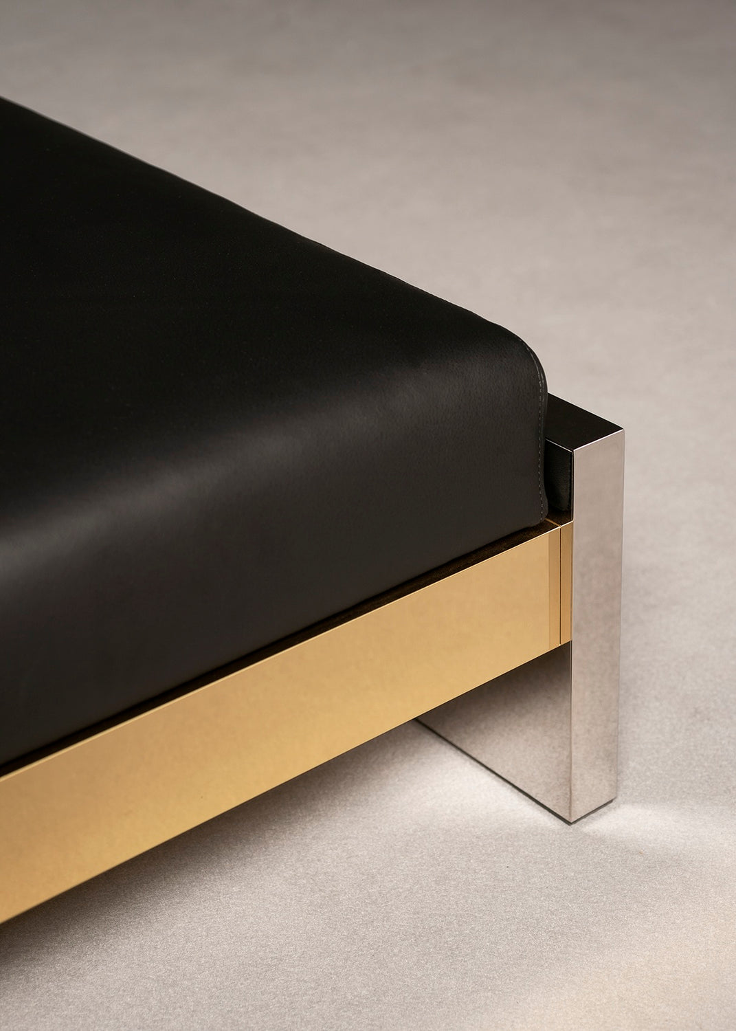 product-color-14 Pouf