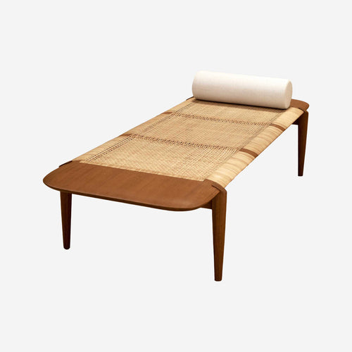 Tangāli Day Bed